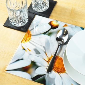 Tischset Platzset abwaschbar White Daisies von ARTIPICS